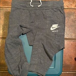 Nike pants size M gray